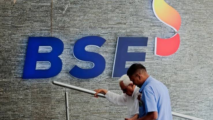 Today’s Stock Market Update: Nasdaq Hits New High